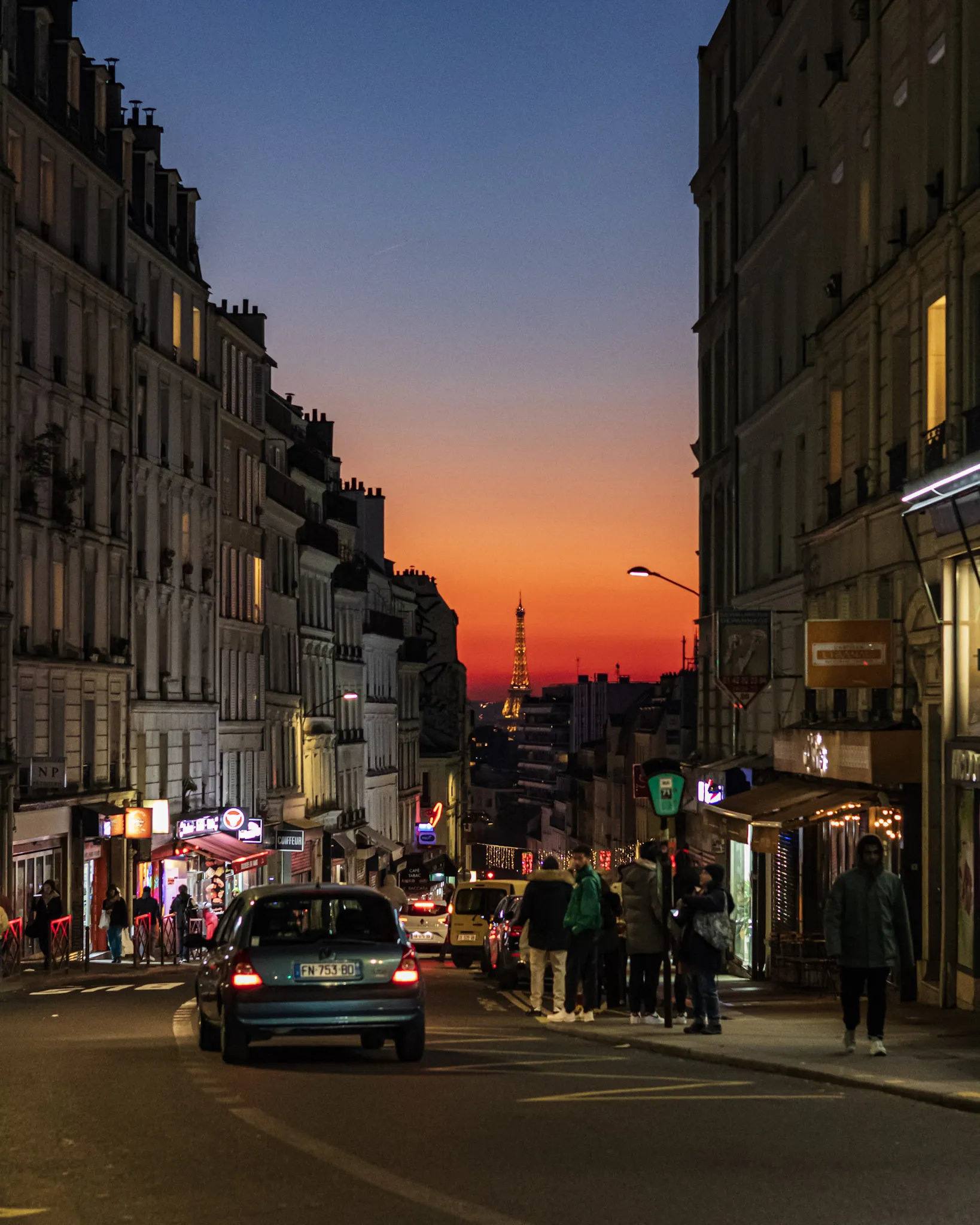 Coucher de soleil sur la Tour Eiffel depuis Goncourt
